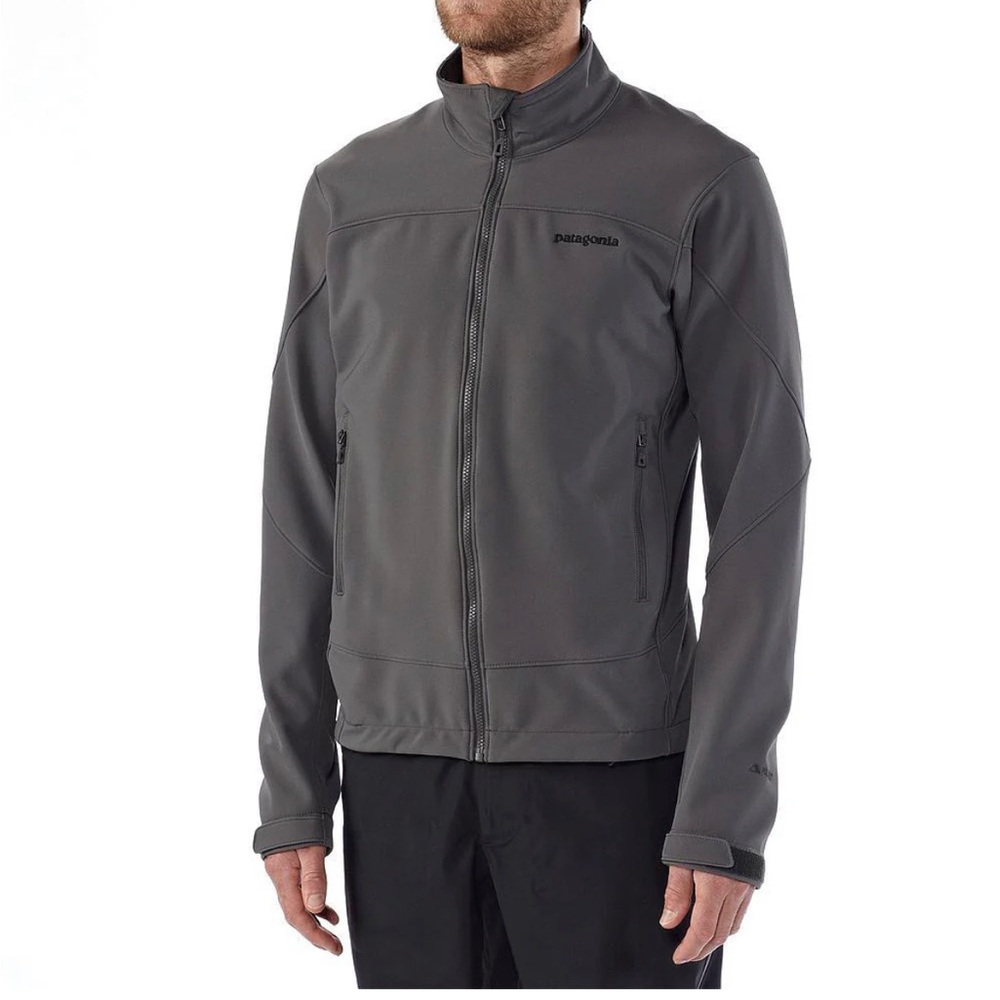 Patagonia Adze jacket from the prestigious Santa Barbara Yacht Club men’s large.